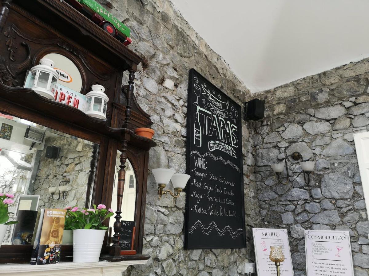 Townsend House Guest House Бірр Екстер'єр фото