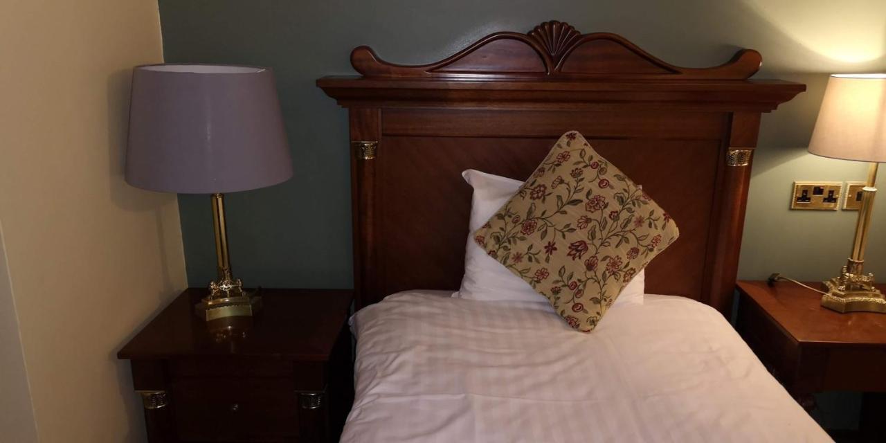 Townsend House Guest House Бірр Екстер'єр фото